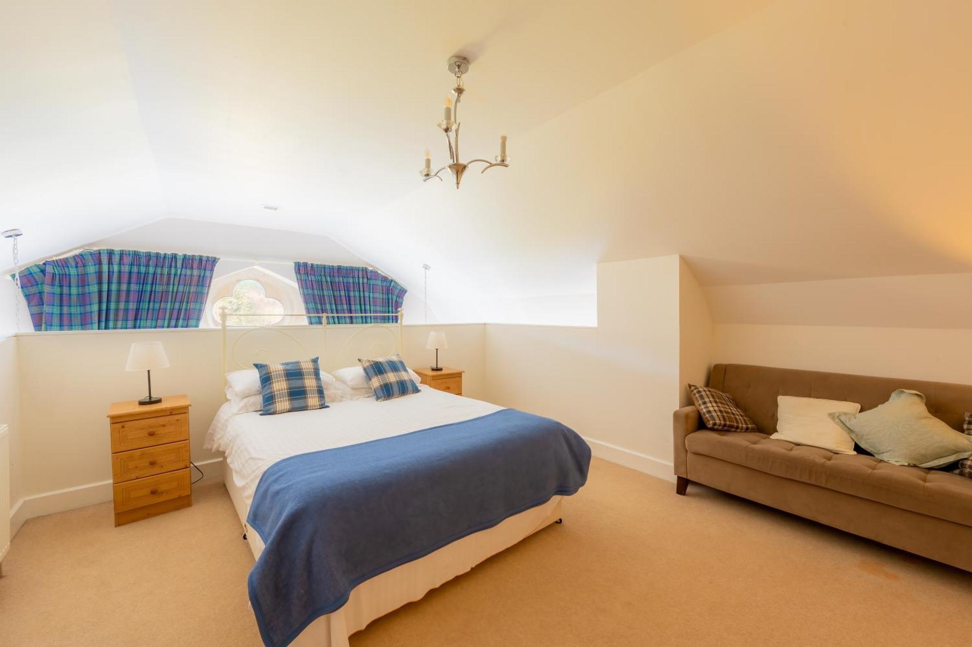 The Caledonian 3 Bedroom Self Catering Apartment In Historic Abbey Fort Augustus Kültér fotó