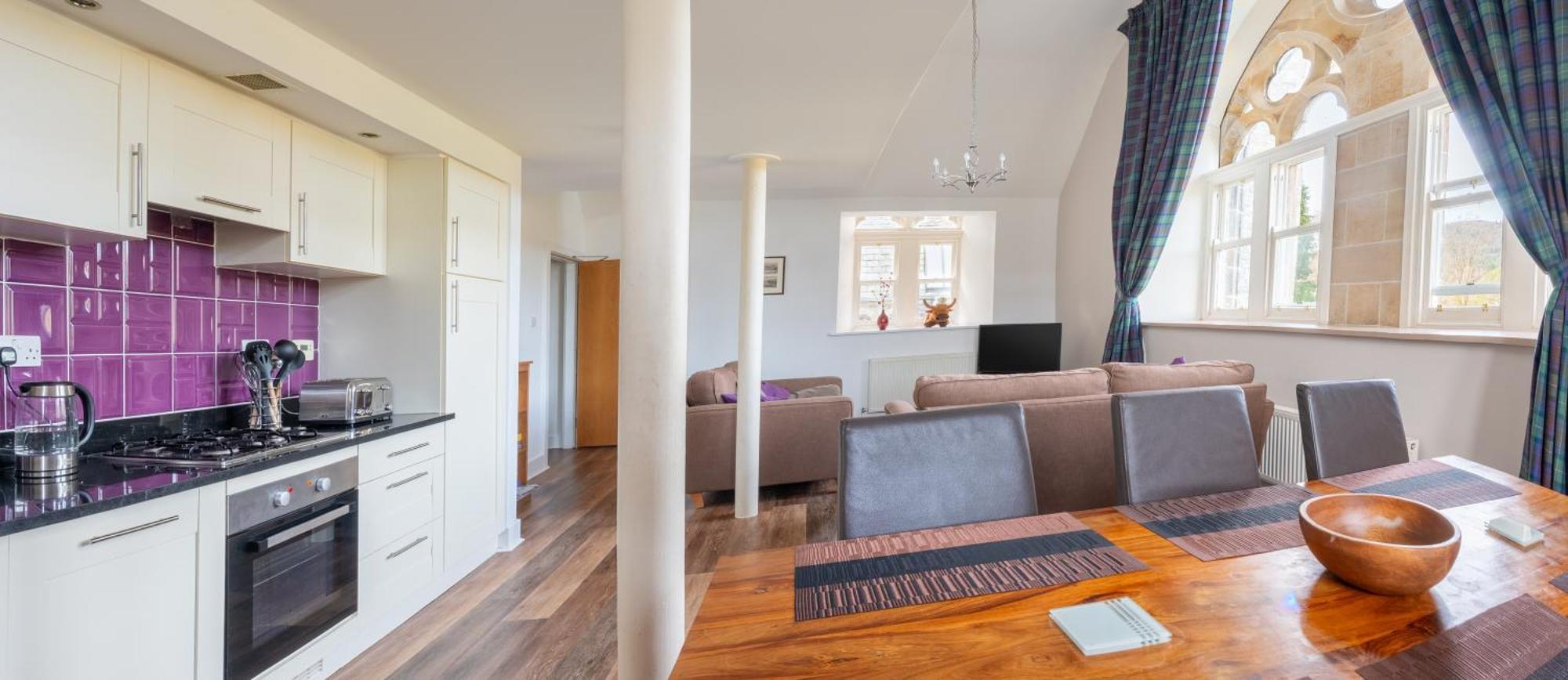 The Caledonian 3 Bedroom Self Catering Apartment In Historic Abbey Fort Augustus Kültér fotó